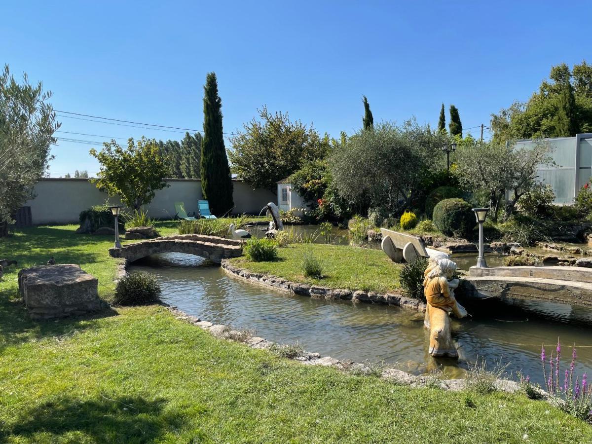 Studio Les Petits Lutins Entraigues-sur-la-Sorgue Luaran gambar